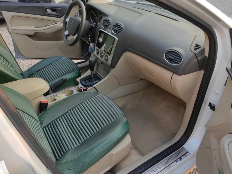 邢台10年福特福克斯7