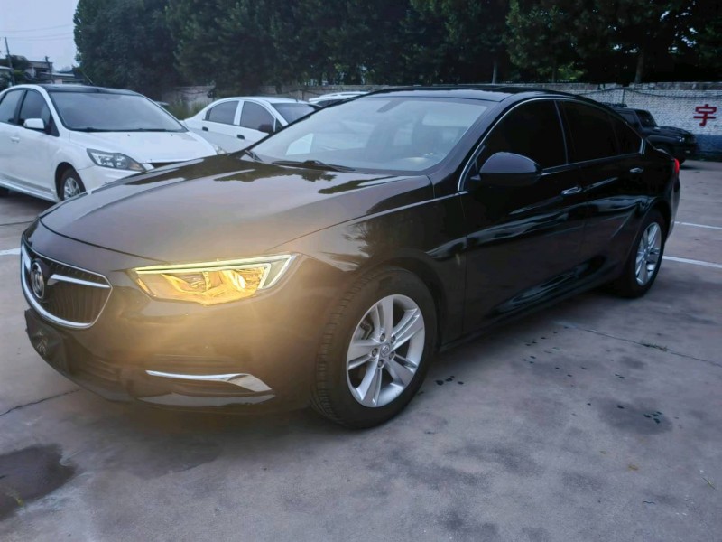 邢台19年别克君威2