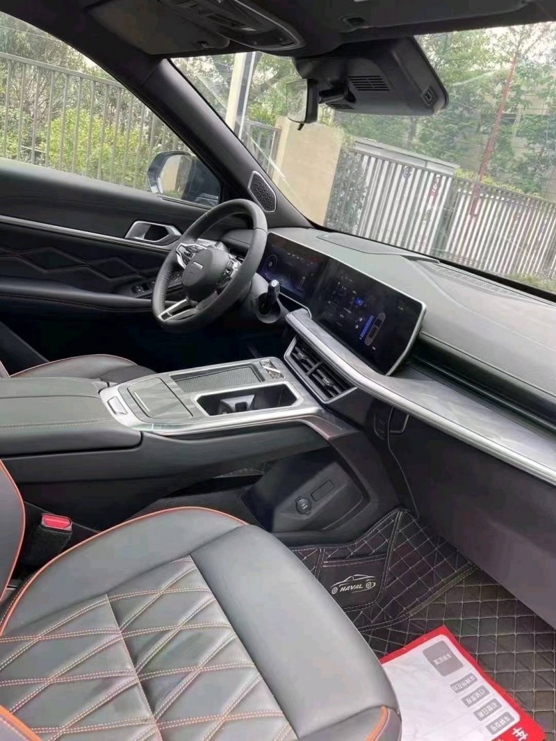 成都22年哈弗神兽8