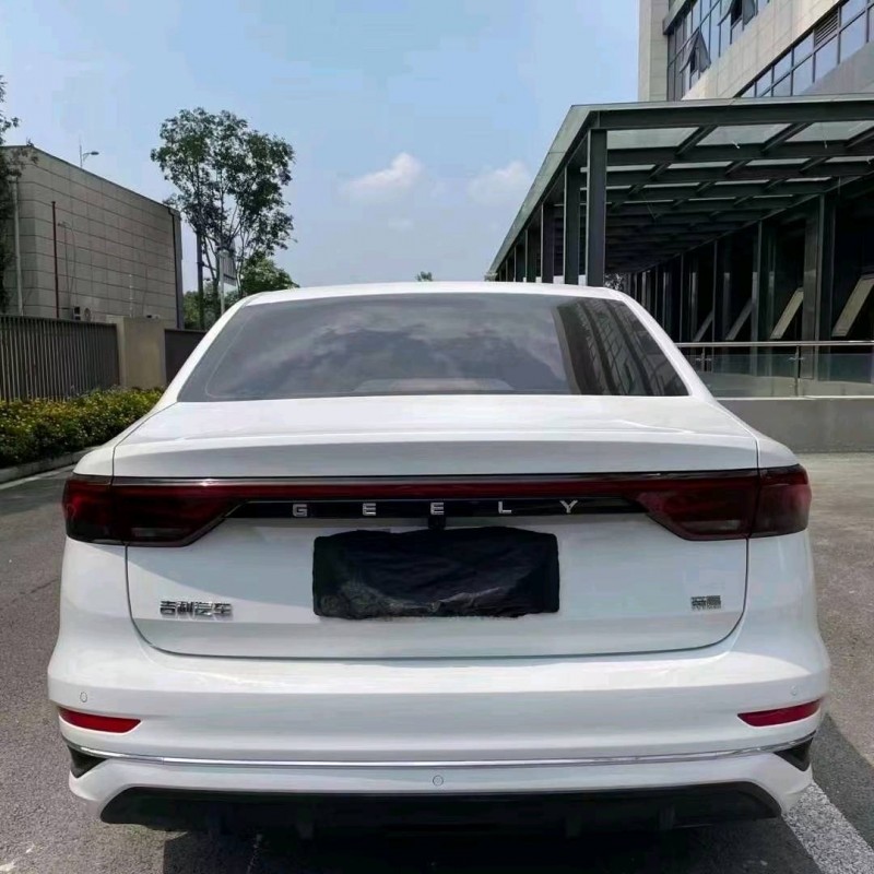 成都22年吉利帝豪6