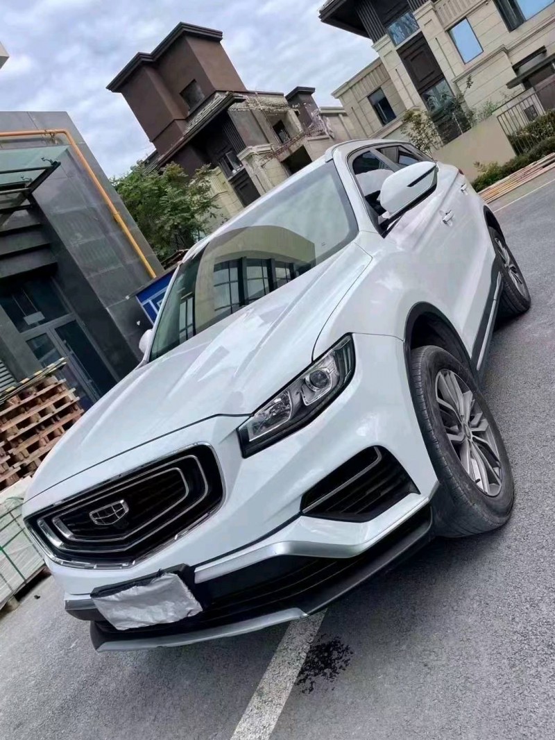 成都20年吉利博越3