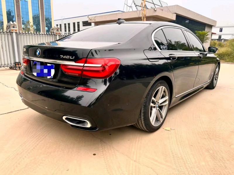 保定17年宝马7系7