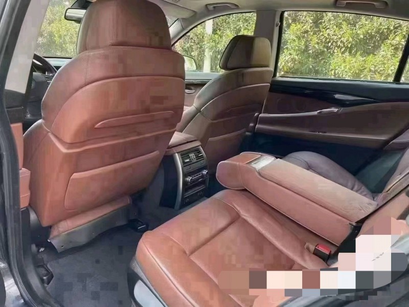 保定11年宝马5系GT3