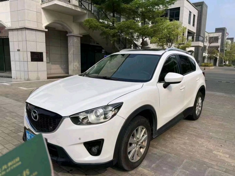 珠海13年马自达CX-52