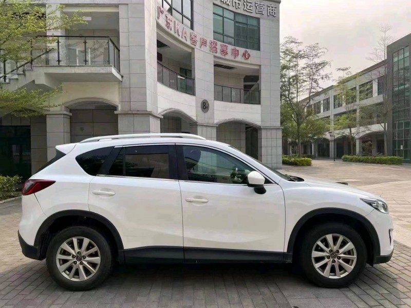 珠海13年马自达CX-57