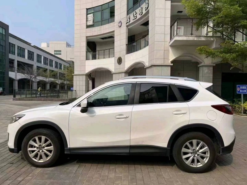 珠海13年马自达CX-59