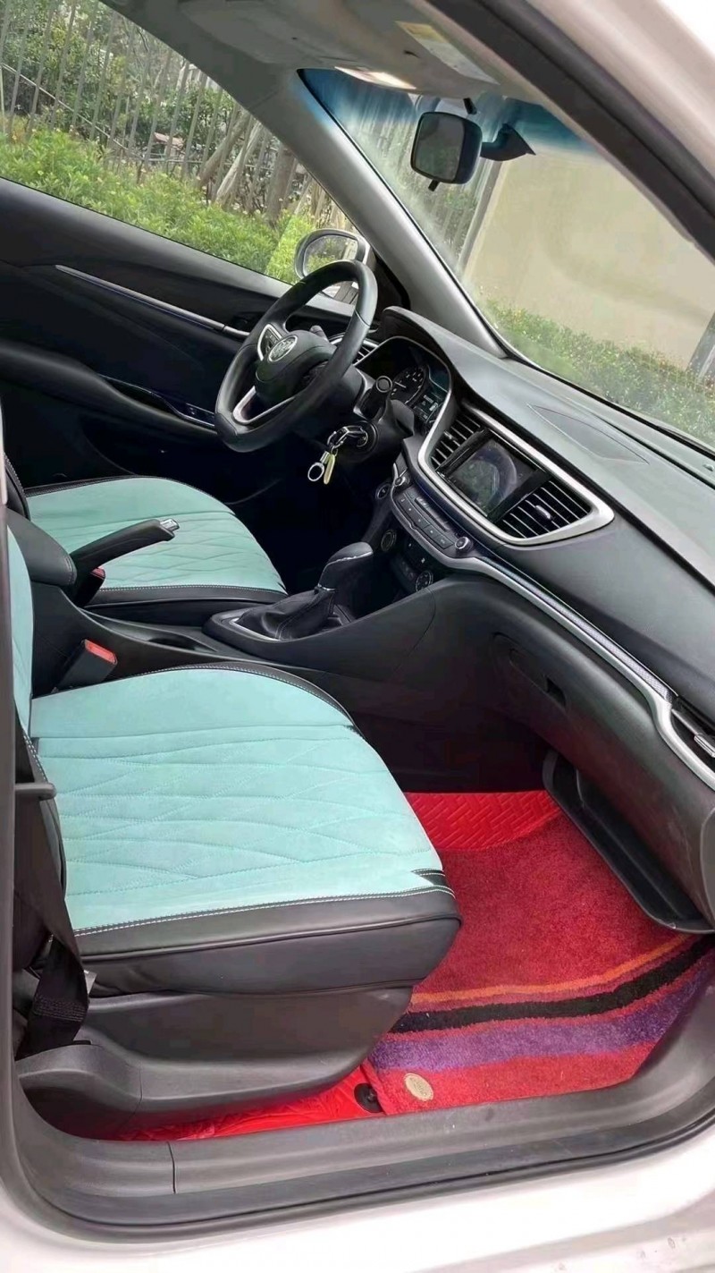 成都22年别克英朗9