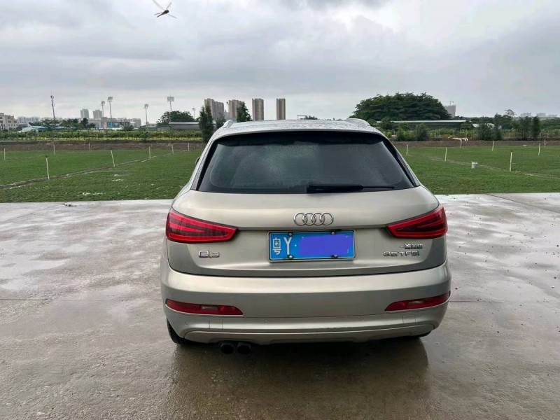 广州15年奥迪Q34