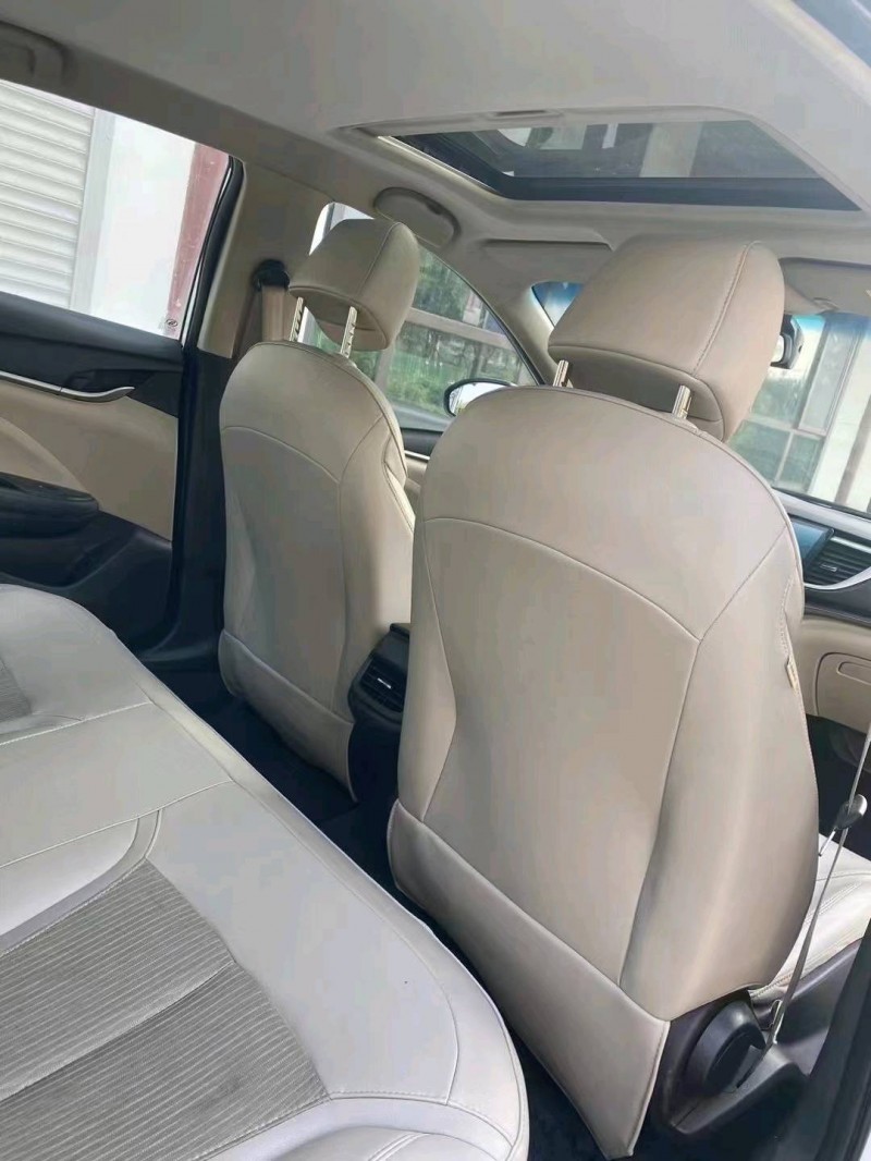 东营16年别克英朗6