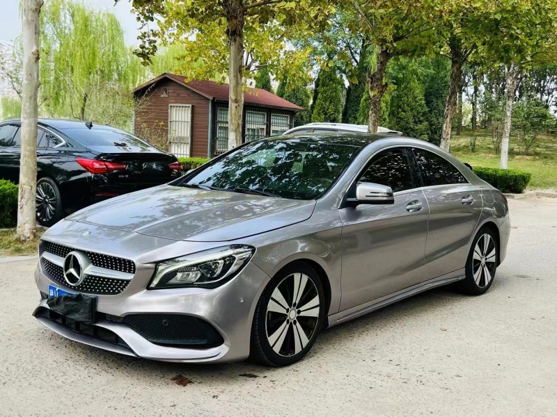 济宁17年奔驰CLA2