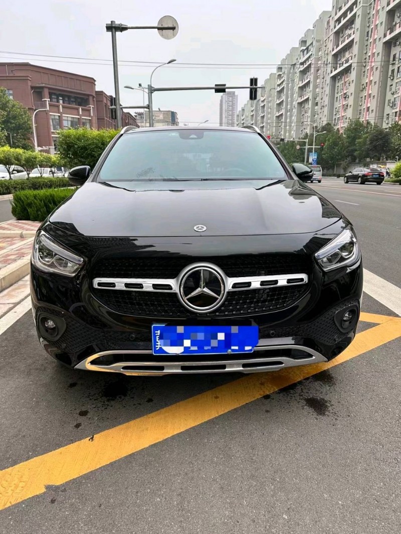 邯郸22年奔驰GLA1