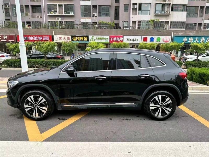 邯郸22年奔驰GLA3