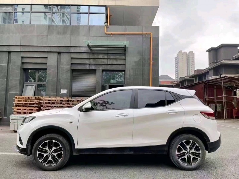 成都22年东南汽车DX33