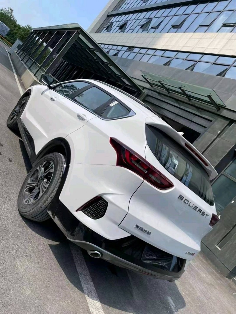 成都23年东南汽车DX86