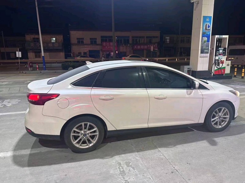 苏州18年福特福克斯4