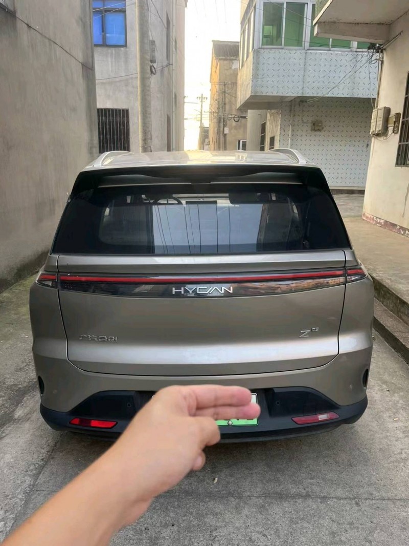 嘉兴21年传祺埃安V8