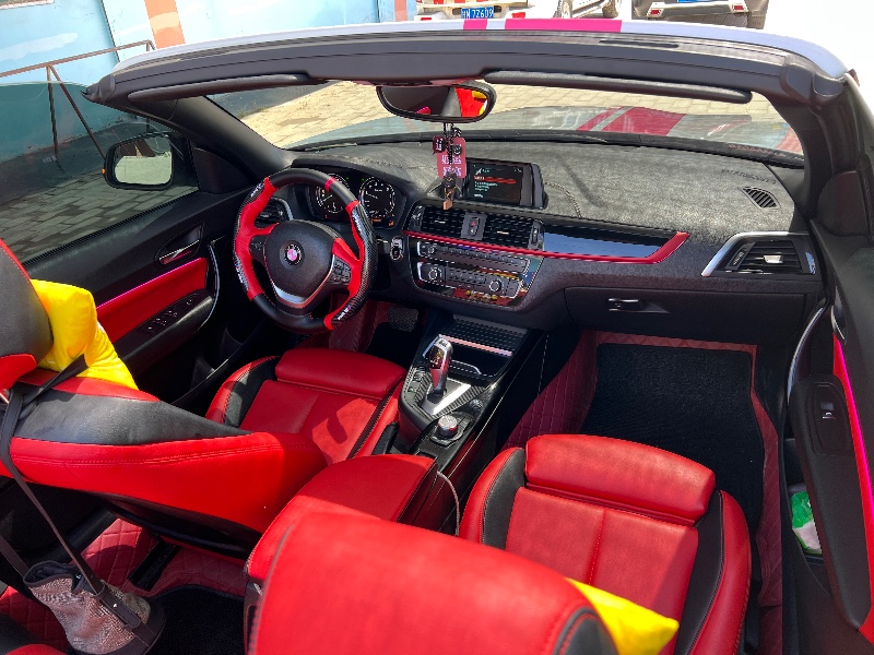 成都18年宝马2系4