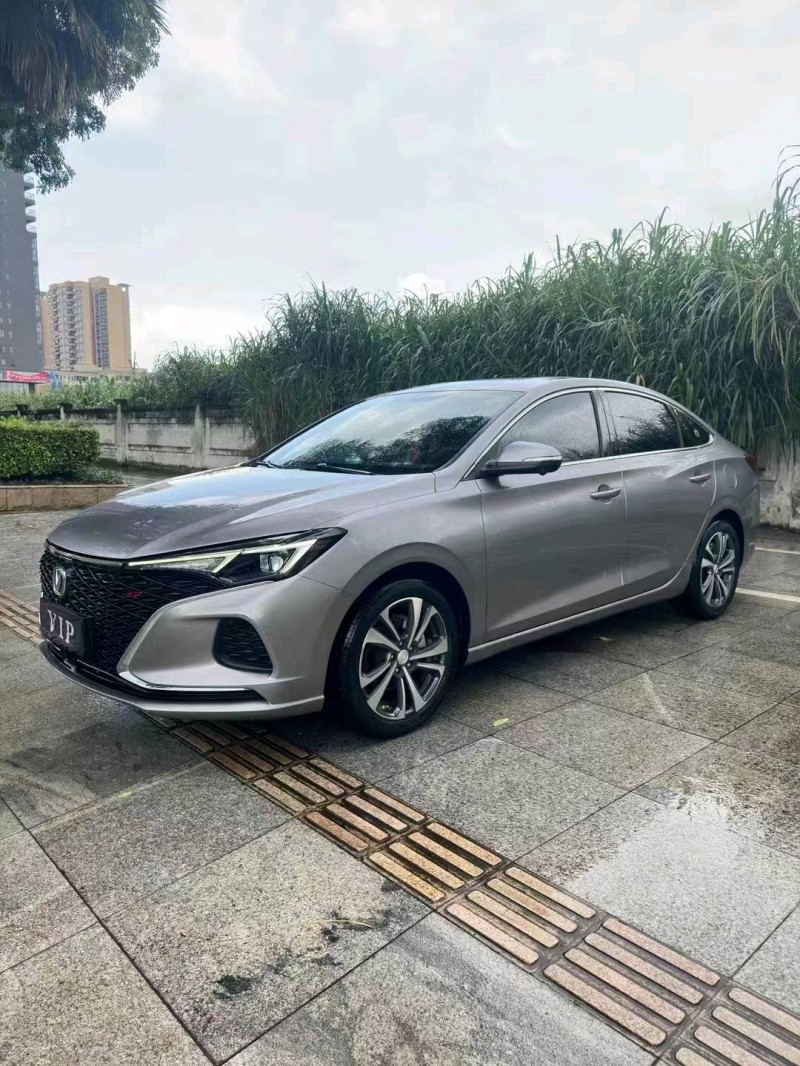 珠海21年长安汽车逸动2