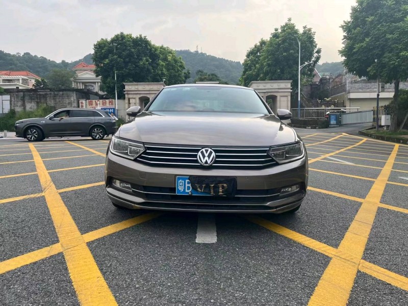 广州16年大众迈腾1