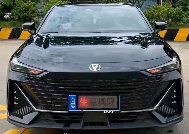 深圳22年长安汽车UNI-V1