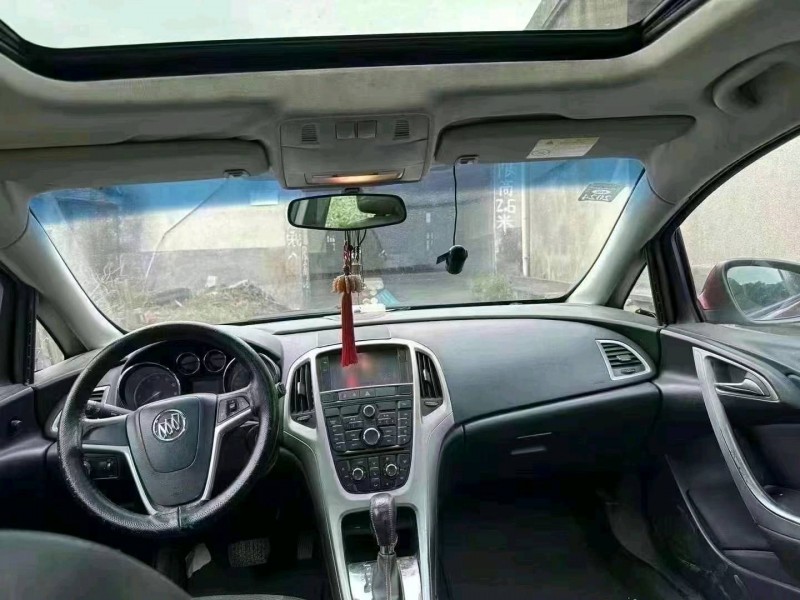 邵阳14年别克英朗6