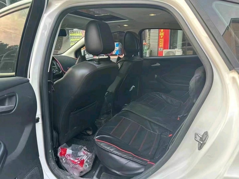 邵阳18年福特福克斯5