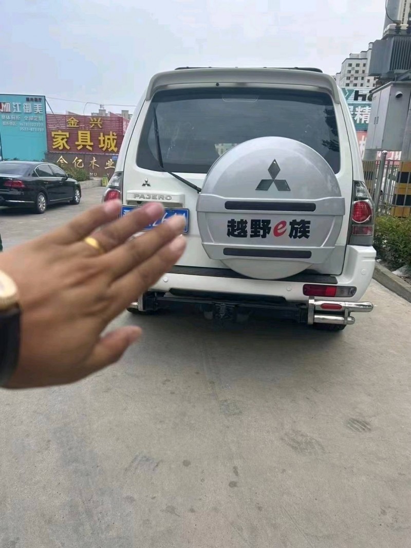 枣庄12年三菱帕杰罗6