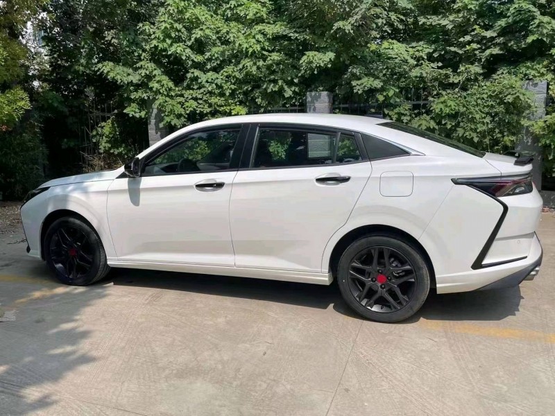 济宁22年东风奕炫4