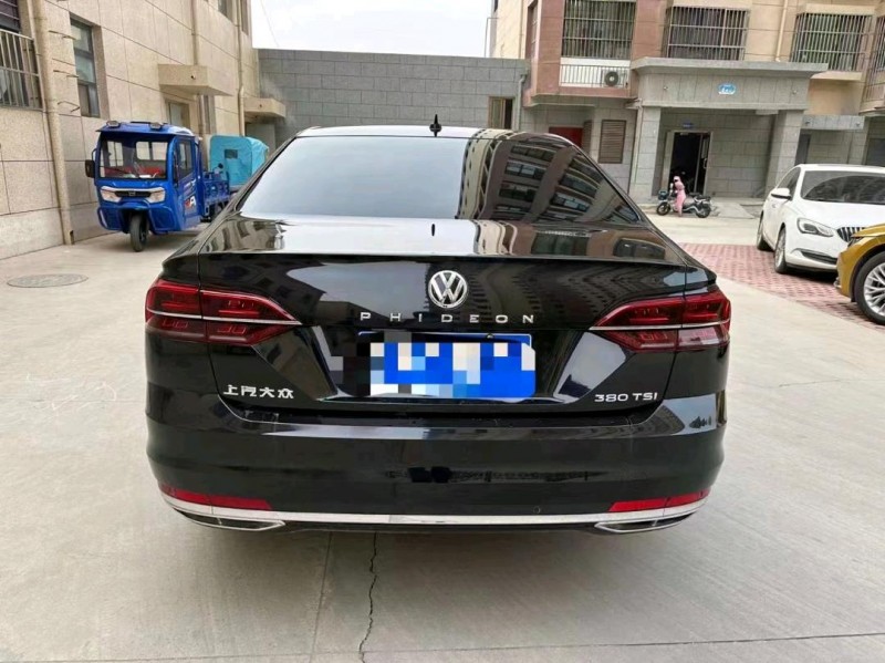 秦皇島18年大眾輝昂6