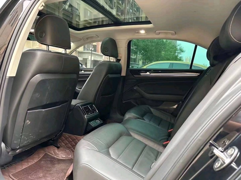 秦皇島18年大眾輝昂7