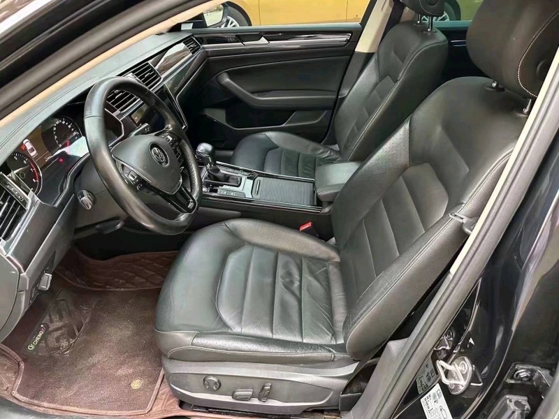 秦皇島18年大眾輝昂9