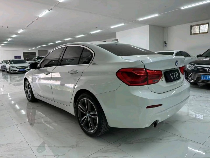 廊坊17年宝马1系7