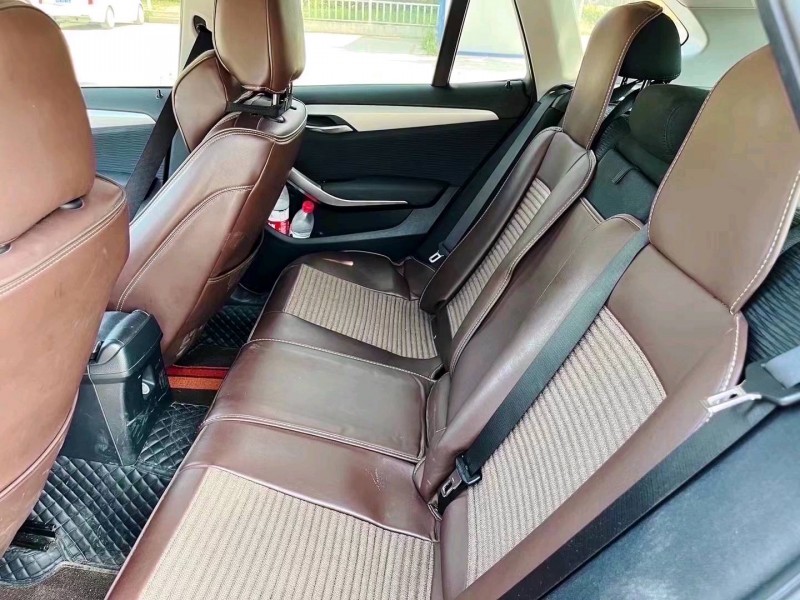 济南15年宝马X18