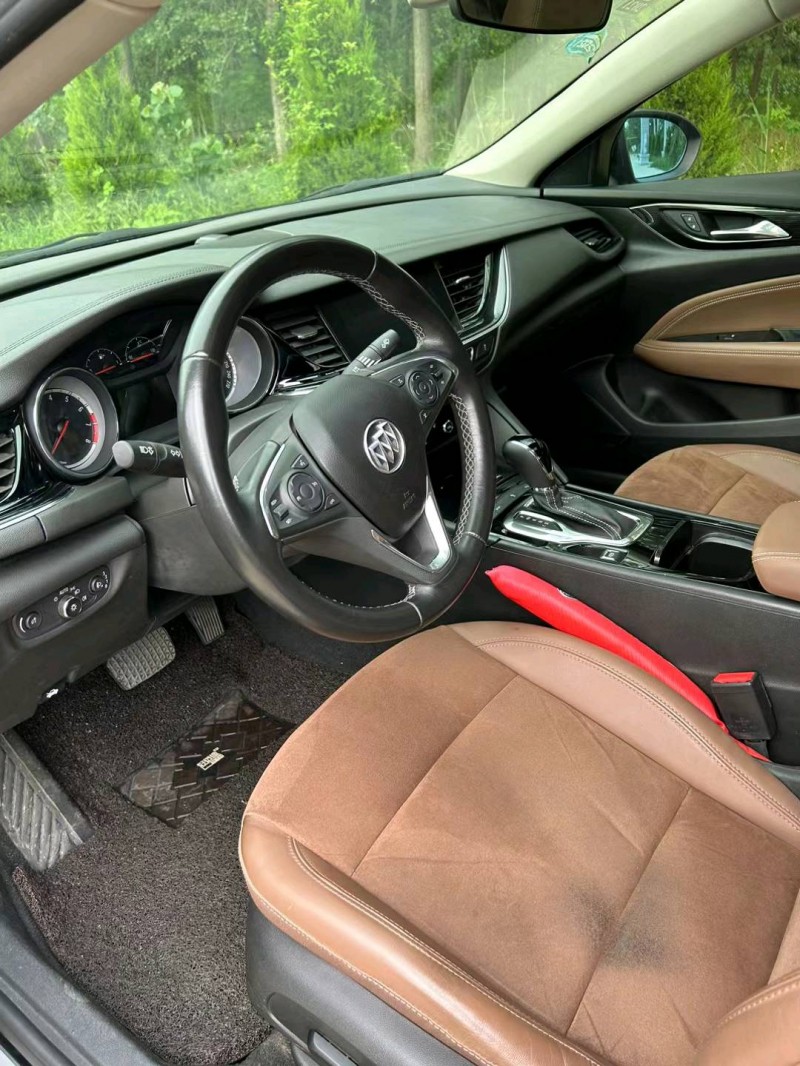 徐州19年别克君威6