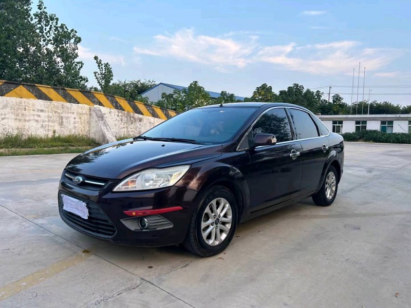 徐州14年福特福克斯2