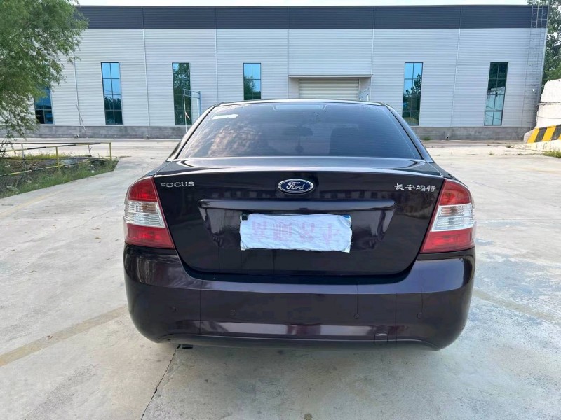徐州14年福特福克斯9