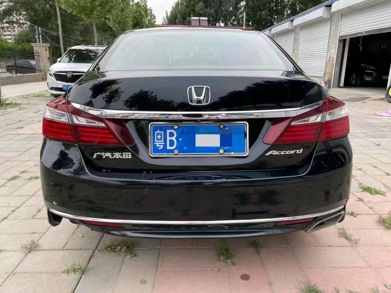 廊坊18年本田雅阁9