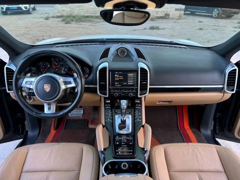 廊坊15年保时捷卡宴6