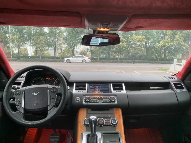 徐州12年路虎揽胜运动5