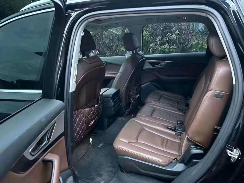 玉溪16年奧迪Q78