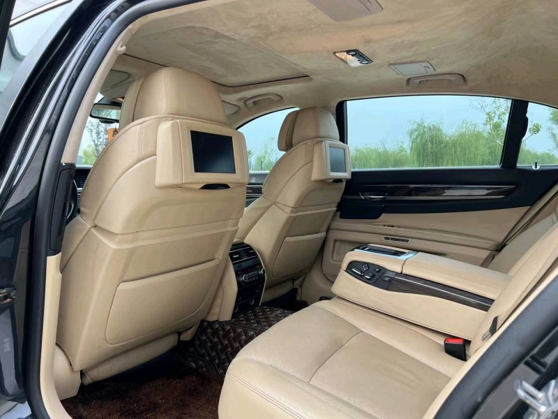 邯郸11年宝马7系3