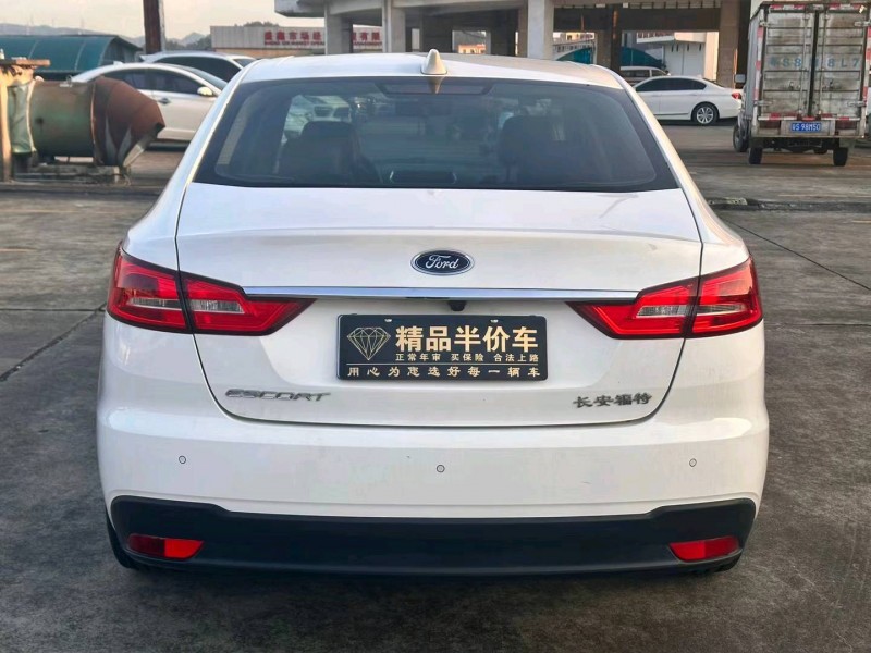 东莞20年福特福睿斯9