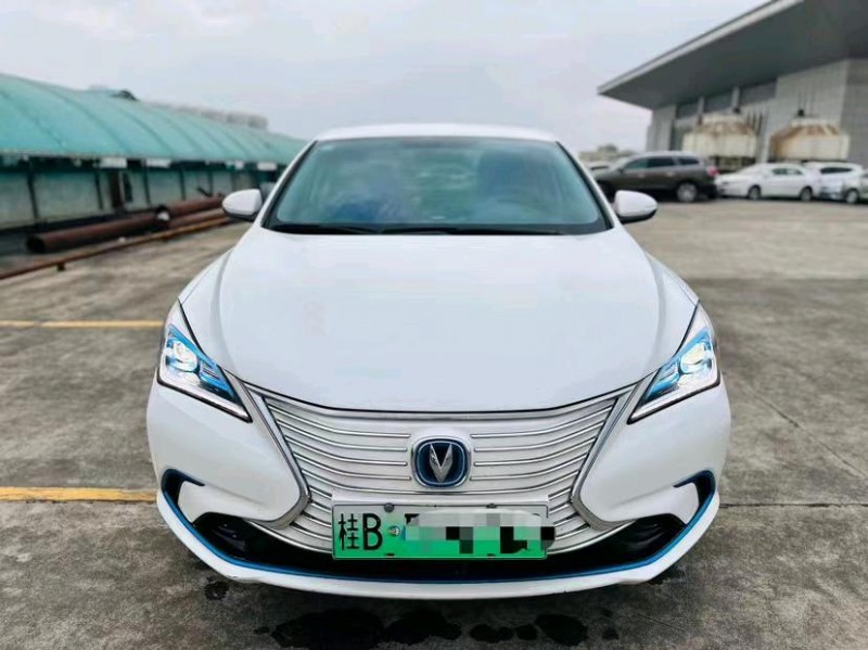 东莞19年长安汽车逸动1