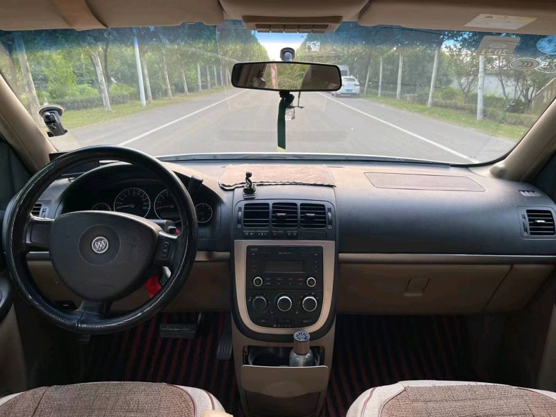 徐州14年别克GL84