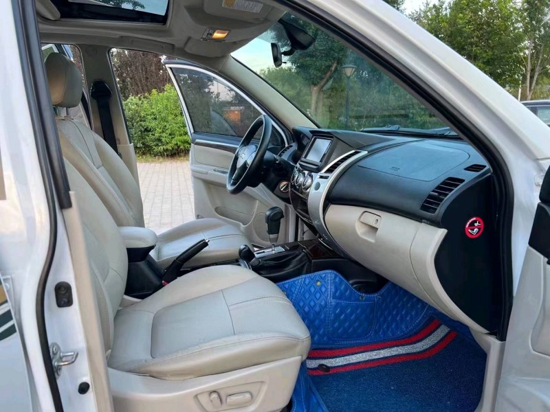 廊坊15年三菱帕杰罗·劲畅8