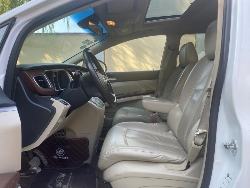 青岛18年别克GL87