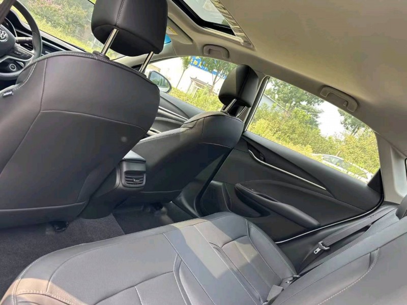 济南23年别克英朗5