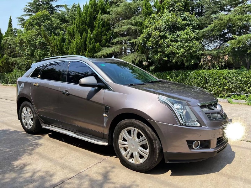 潍坊12年凯迪拉克SRX8