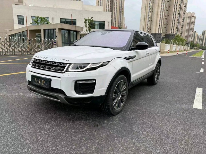 苏州19年路虎极光2