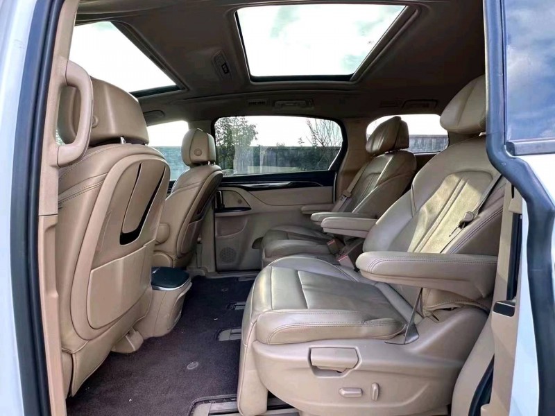 青岛18年别克GL87